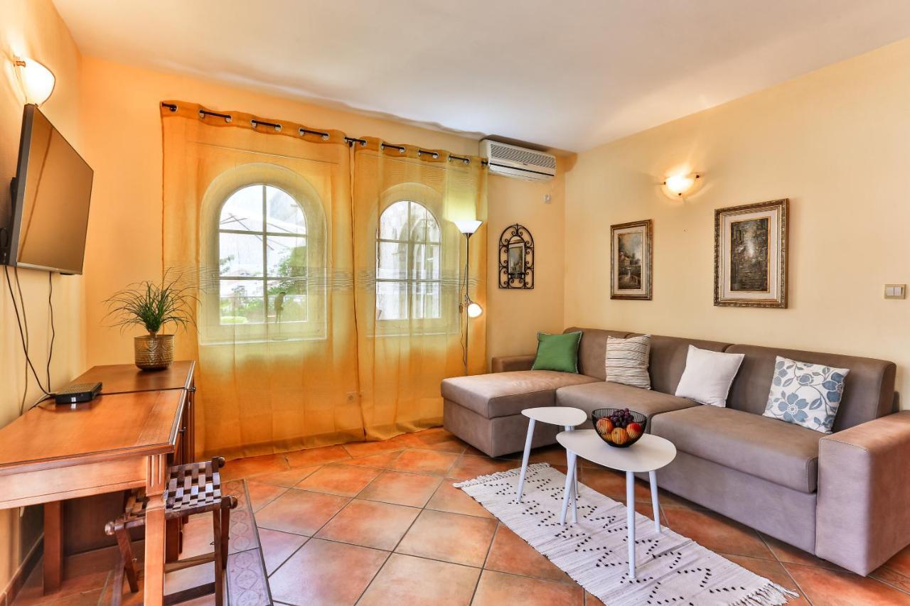 Damonte - Apartments And Rooms Budva Exterior foto