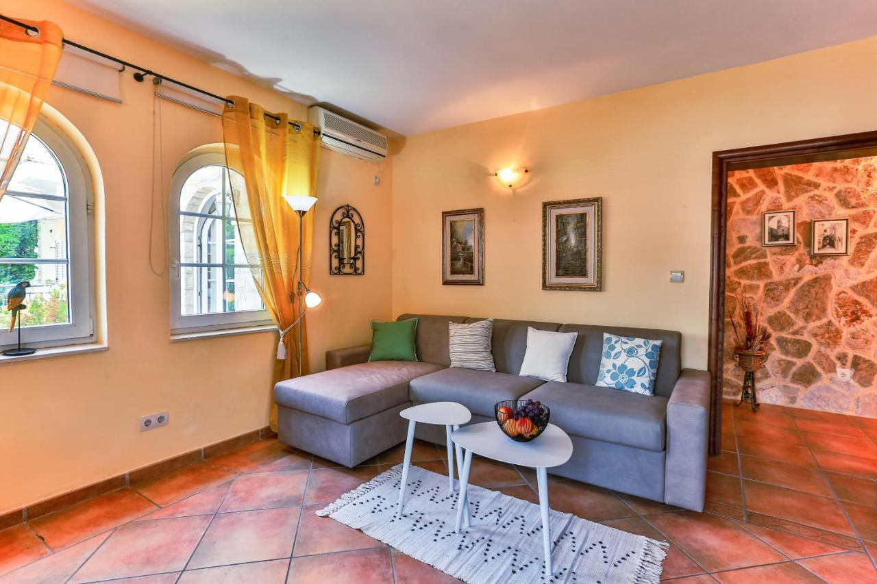Damonte - Apartments And Rooms Budva Exterior foto